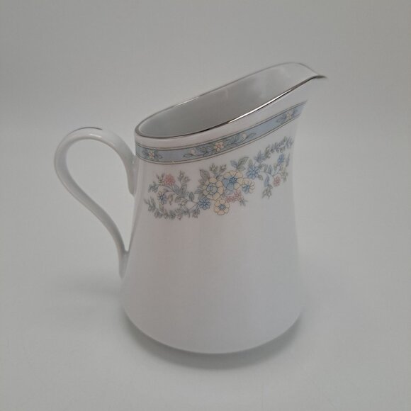 Fairfield Versailles Fine China Floral White Creamer - Picture 4 of 7